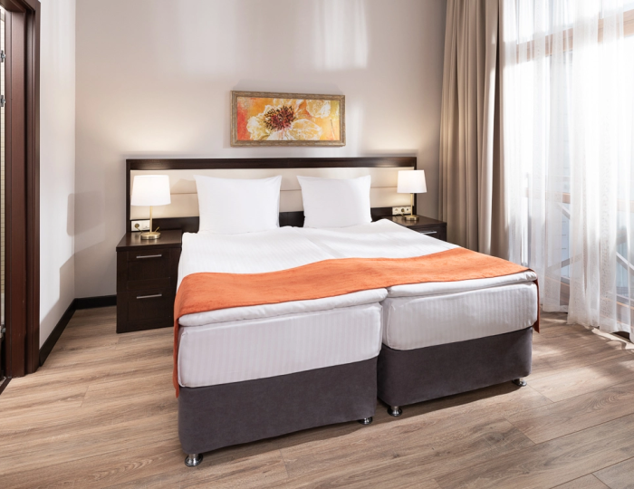 Апартаменты Апартаменты стандарт 2 спальни для маломобильных групп населения (2 спальни) 540 м - Апартаменты Курорта Красная Поляна