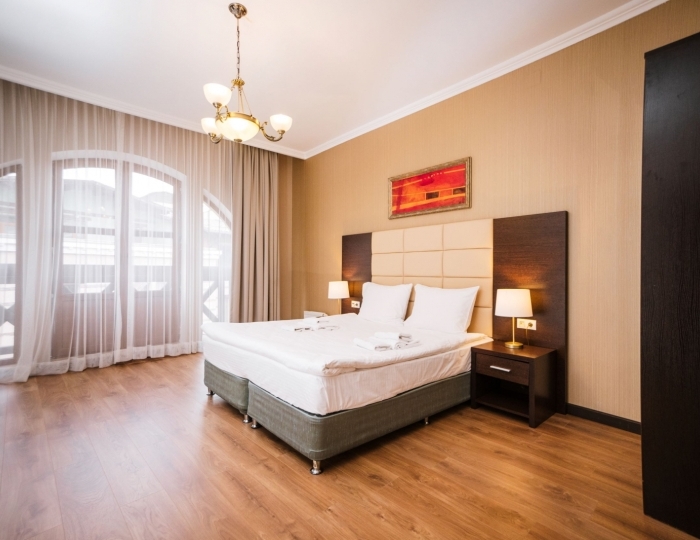 Таунхаус 8 местный 4 спальни с зоной гостиная/кухня  +960 - Апартаменты Курорта Красная Поляна