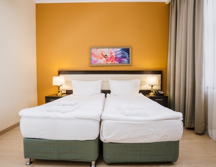 Апартаменты Стандарт 4-местные 2 спальни с зоной гостиная/кухня +540 - Апартаменты Курорта Красная Поляна